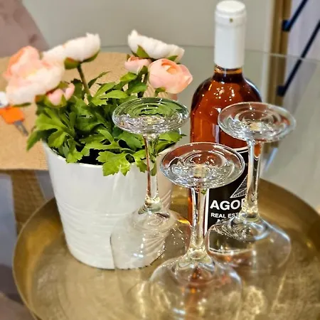 شقة Agora Luxury 3 لوتراكي