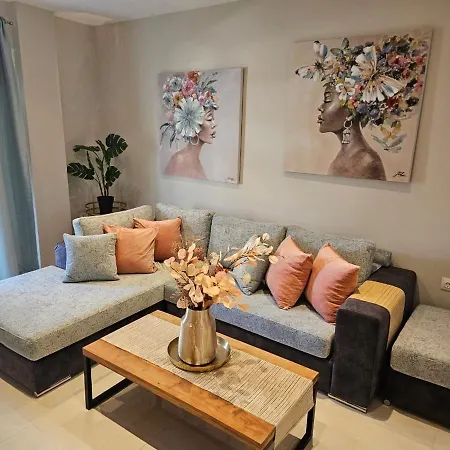 Agora Luxury 3 شقة *