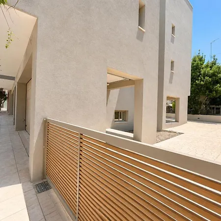 Agora Luxury 3