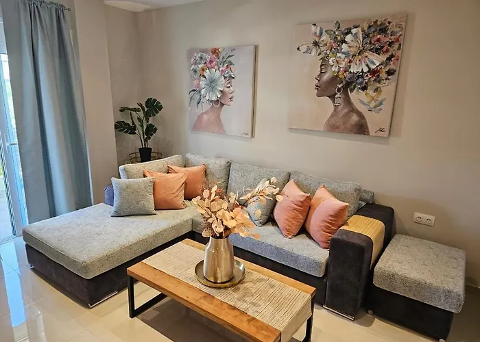 Agora Luxury 3 شقة *